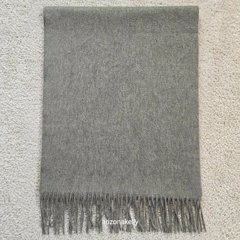 NWOT Cashmere Scarf Olive Green